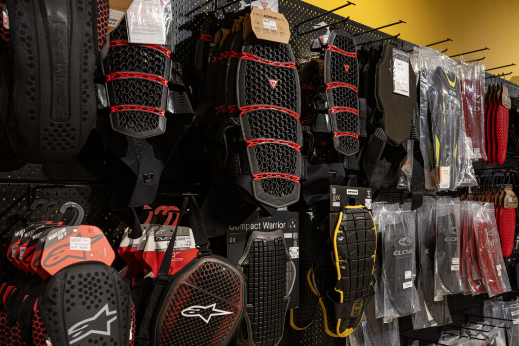 megamoto-foto-negozio-41